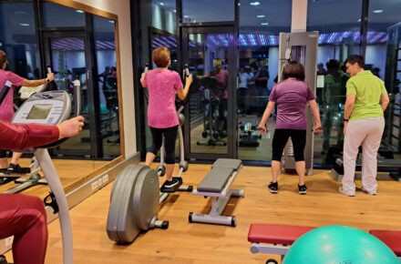 Fitnessgalerie für Mitarbeiter:innen im OptimaMed Rehabilitationszentrum Aspach