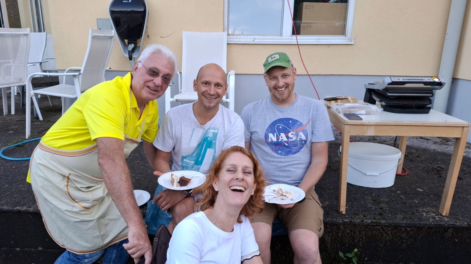 Grillfeier für Mitarbeiter:innen Grillfeier für Mitarbeiter:innen