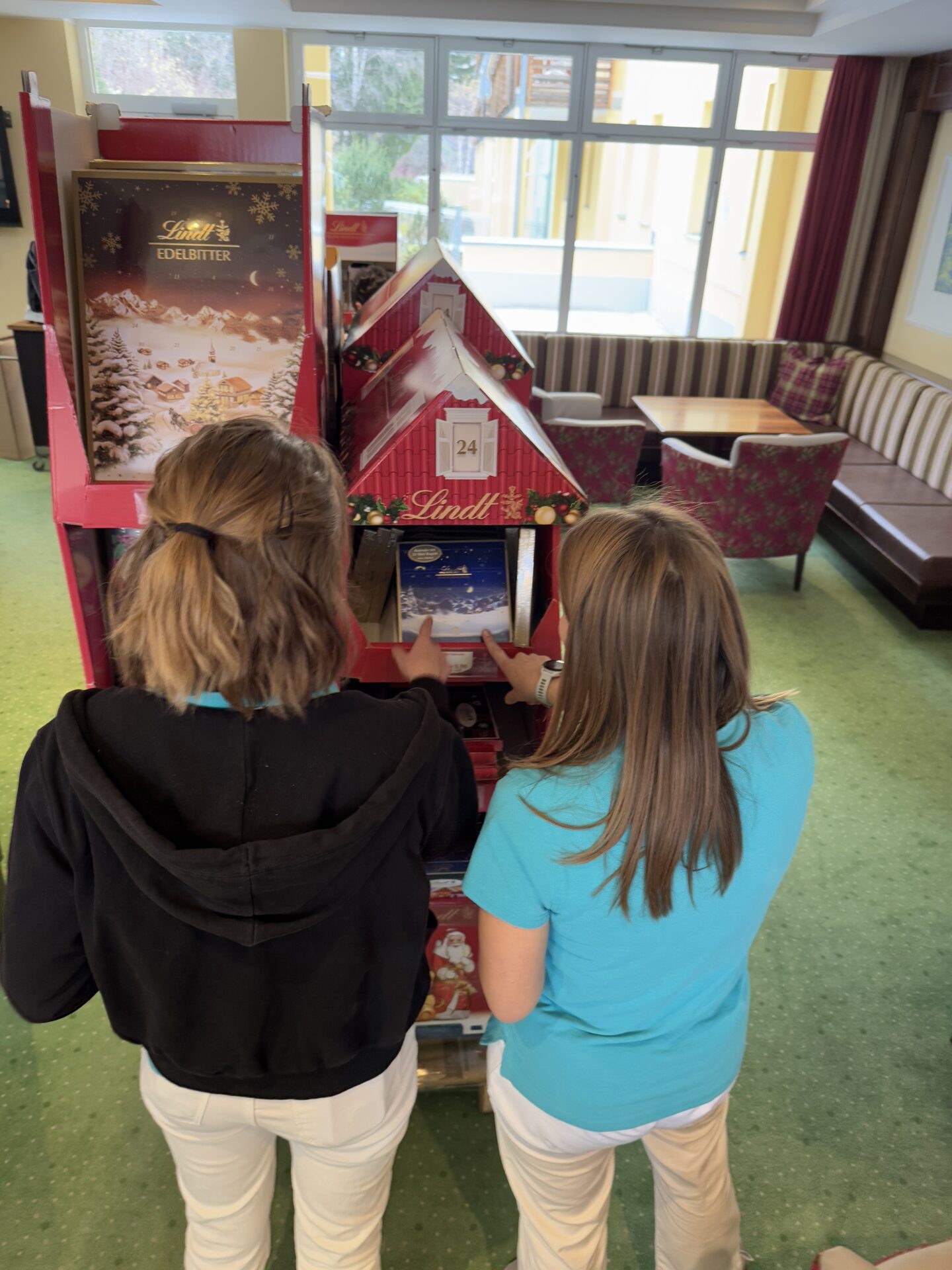 Lindt Weihnachtstruck beim Rehazentrum Lindt Weihnachtstruck beim Rehazentrum