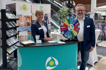 Im Shoppingcenter „Weberzeile“ stellte Rehazentrum Aspach Jobchancen vor