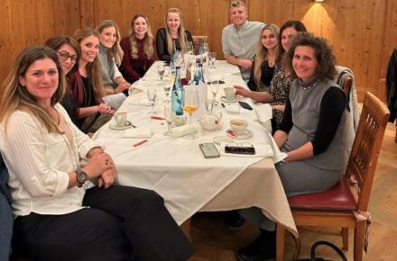 Weihnachtsfeier im OptimaMed Rehabilitationszentrum Kinder und Jugendliche Wiesing