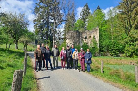 OptimaMed Bad St. Leonhard organisiert Besuch von Schloss Lichtengraben