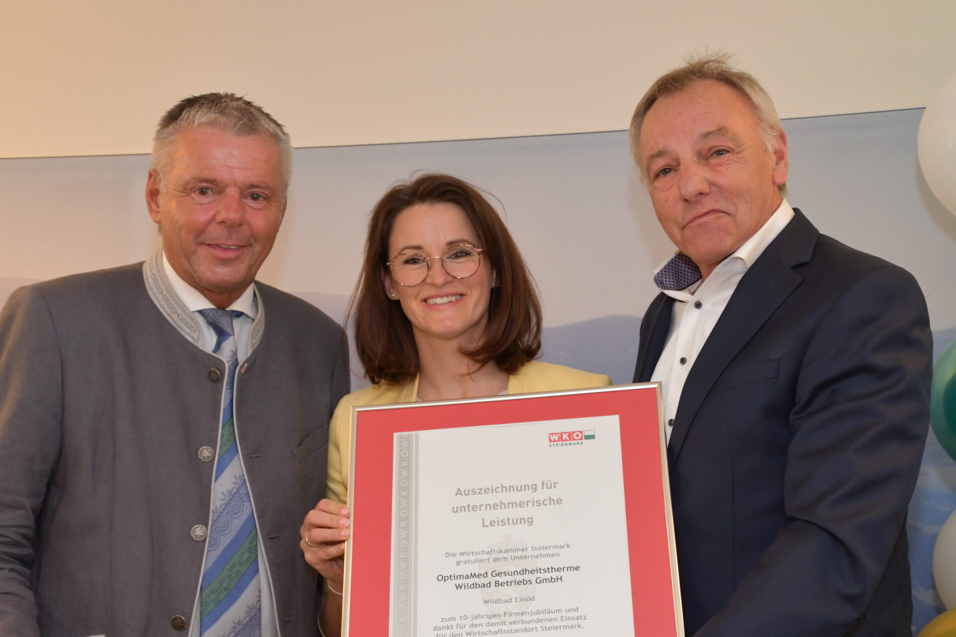 Auszeichnung der Wirtschaftskammer für OptimaMed Wildbad Auszeichnung der Wirtschaftskammer für OptimaMed Wildbad