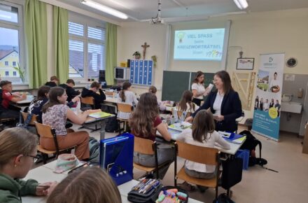 OptimaMed Aspach: Präsentation von Lehrstellen an der Mittelschule