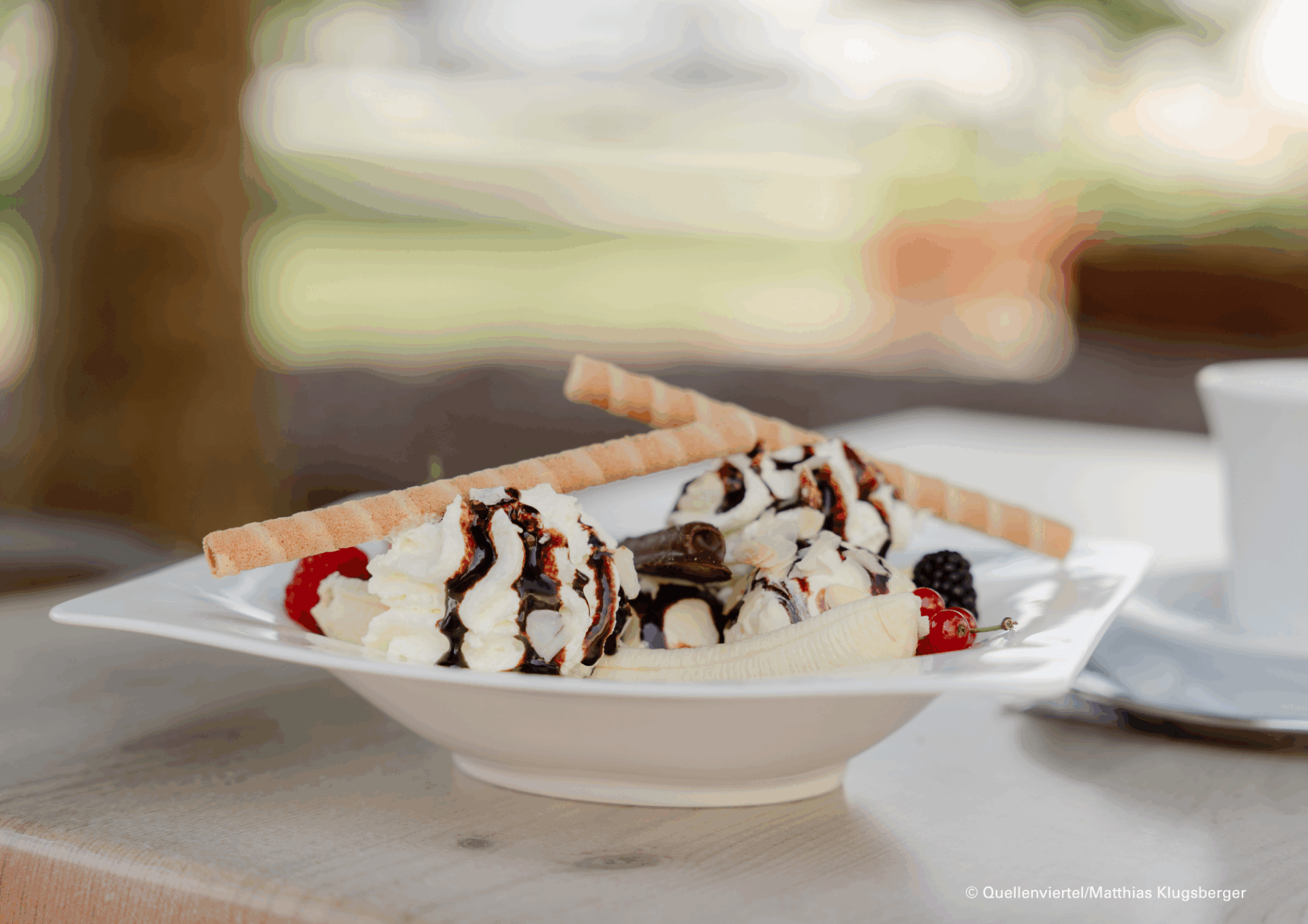 Köstliches Eis im Café des Rehazentrums Aspach Köstliches Eis im Café des Rehazentrums Aspach