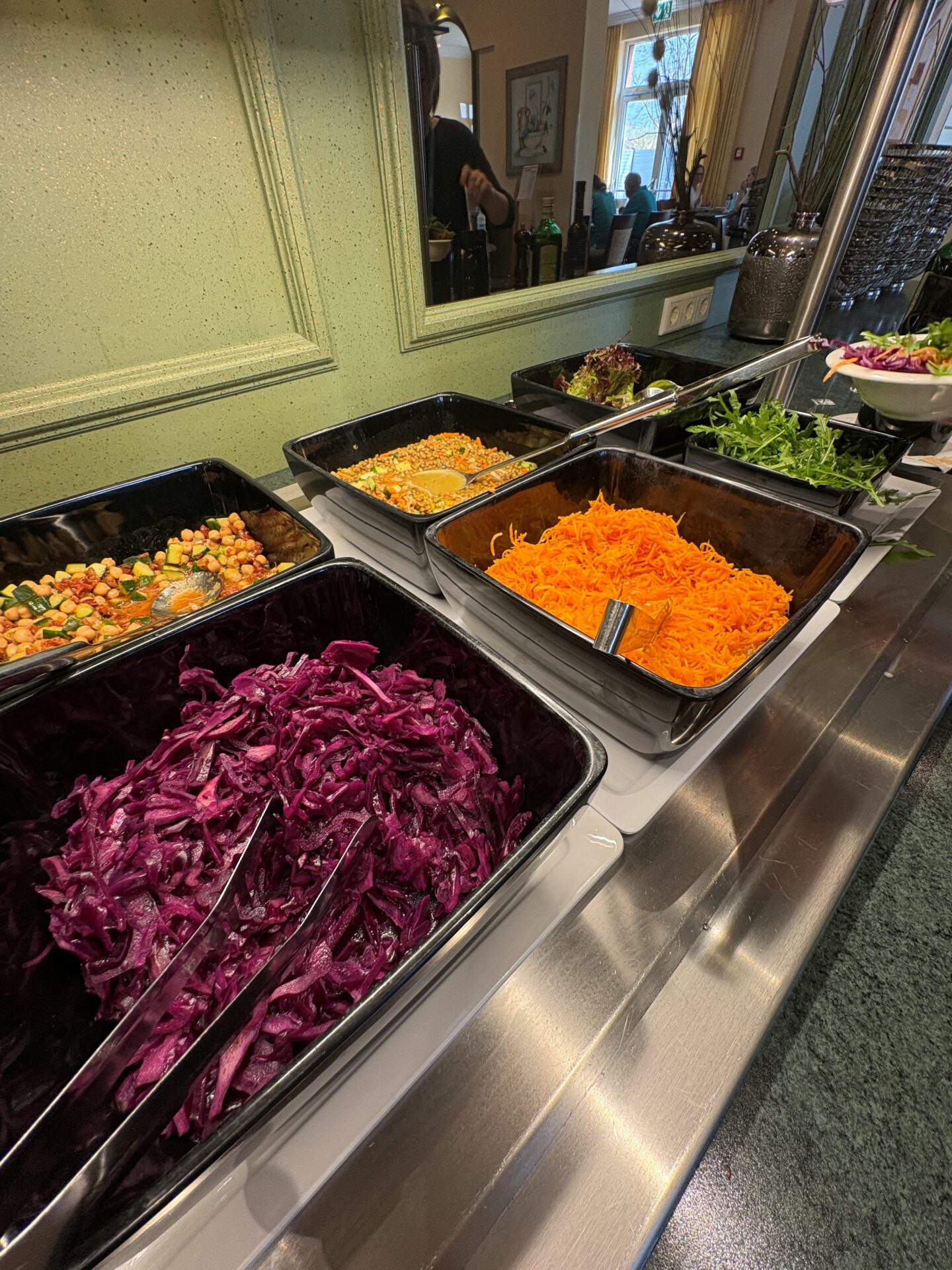 Gesunde und vielfältige Ernährung für Patientinnen und Team Gesunde und vielfältige Ernährung für Patientinnen und Team