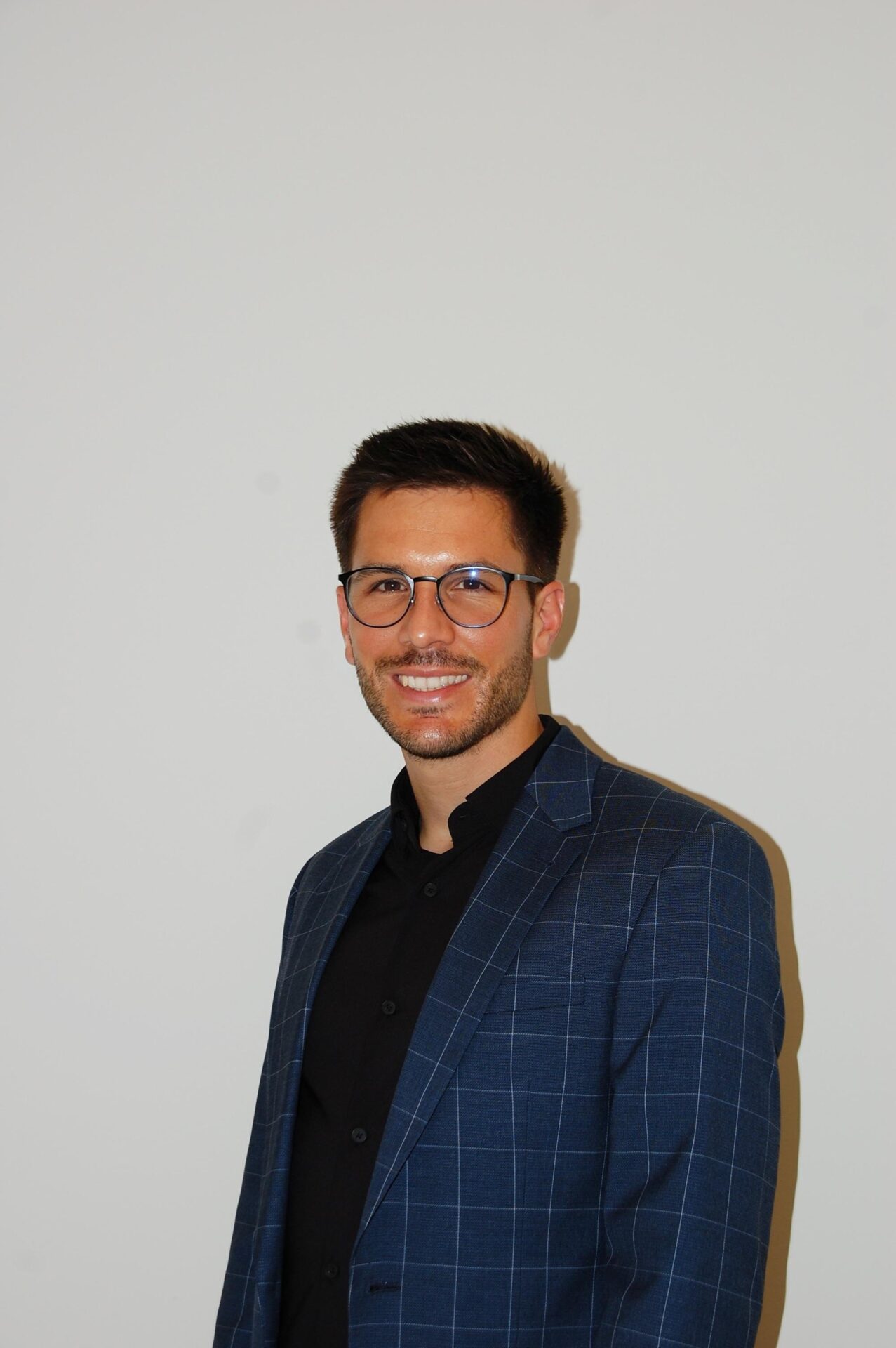 Alexanders Karriereweg zum Verwaltungsdirektor bei OptimaMed Alexanders Karriereweg zum Verwaltungsdirektor bei OptimaMed