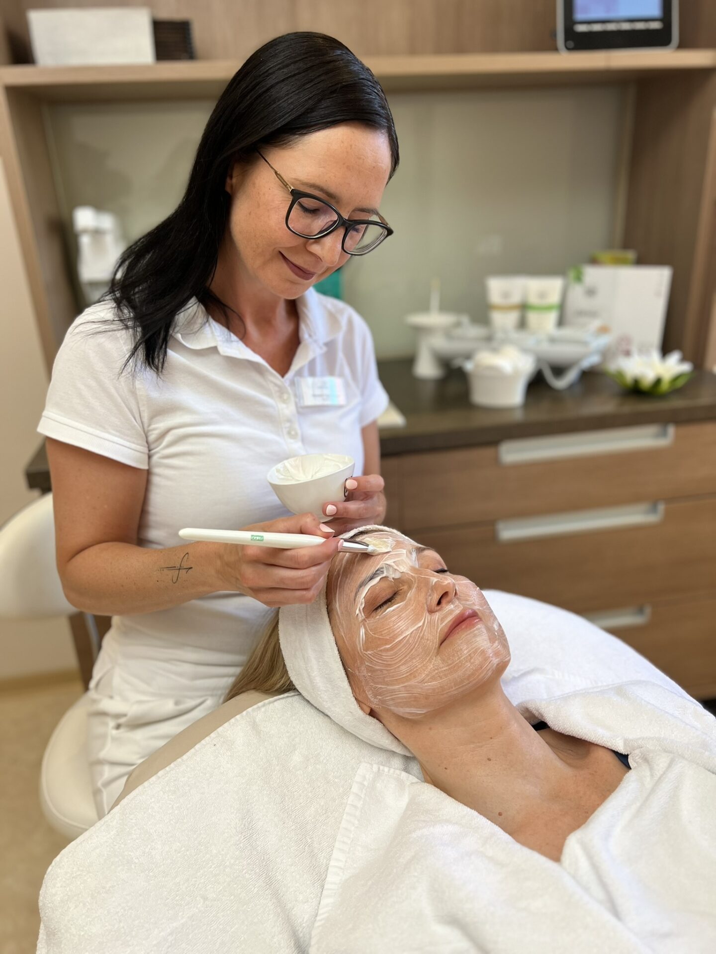 Kosmetik und Beauty-Behandlungen in Aspach Kosmetik und Beauty-Behandlungen in Aspach