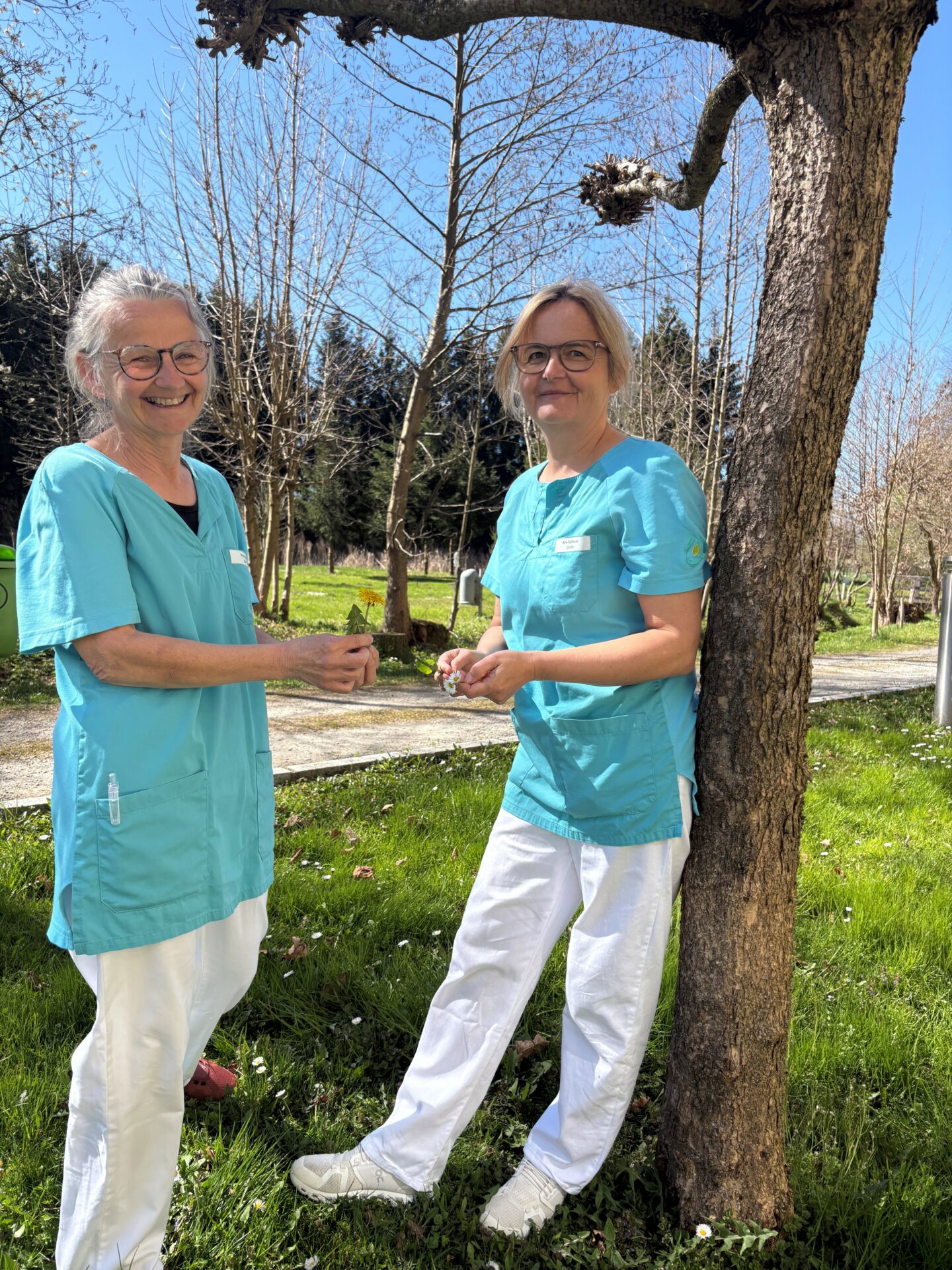 Kräuterexpertinnen des Rehazentrums Aspach Kräuterexpertinnen des Rehazentrums Aspach