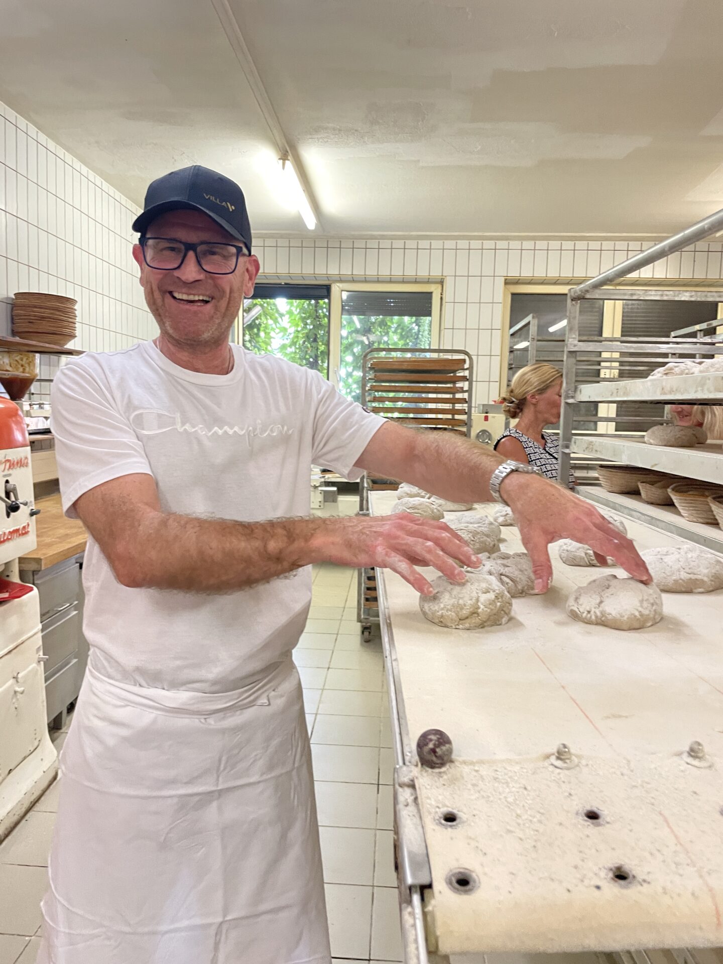 Ausflug der Lehrlinge von OptimaMed Aspach in eine Bäckerei (4) Ausflug der Lehrlinge von OptimaMed Aspach in eine Bäckerei (4)