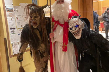Nikolaus und Perchten in Weißbriach