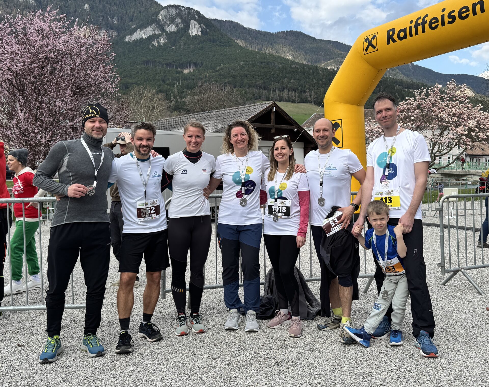 Raxblick-Laufteam beim Frühlingslauf Payerbach 2025 Raxblick-Laufteam beim Frühlingslauf Payerbach 2025
