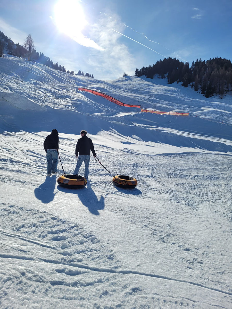 Snowtubing Ausflug für Jugendliche 3 Snowtubing Ausflug für Jugendliche 3