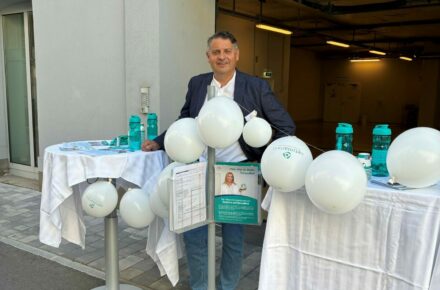 OptimaMed Wiener Neustadt beim Straßenfest in der Brodtischgasse